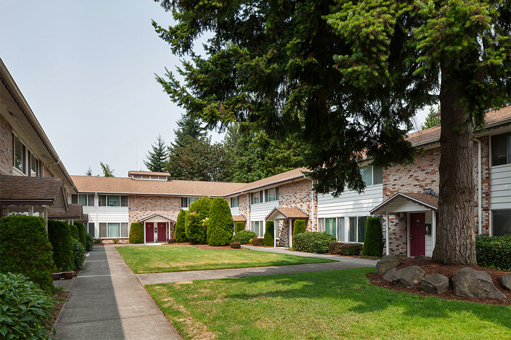 King County Housing Authority > Find a Home > Colonial Gardens