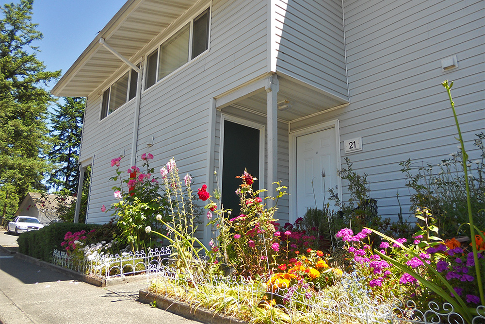 King County Housing Authority > Find a Home > Evergreen Court